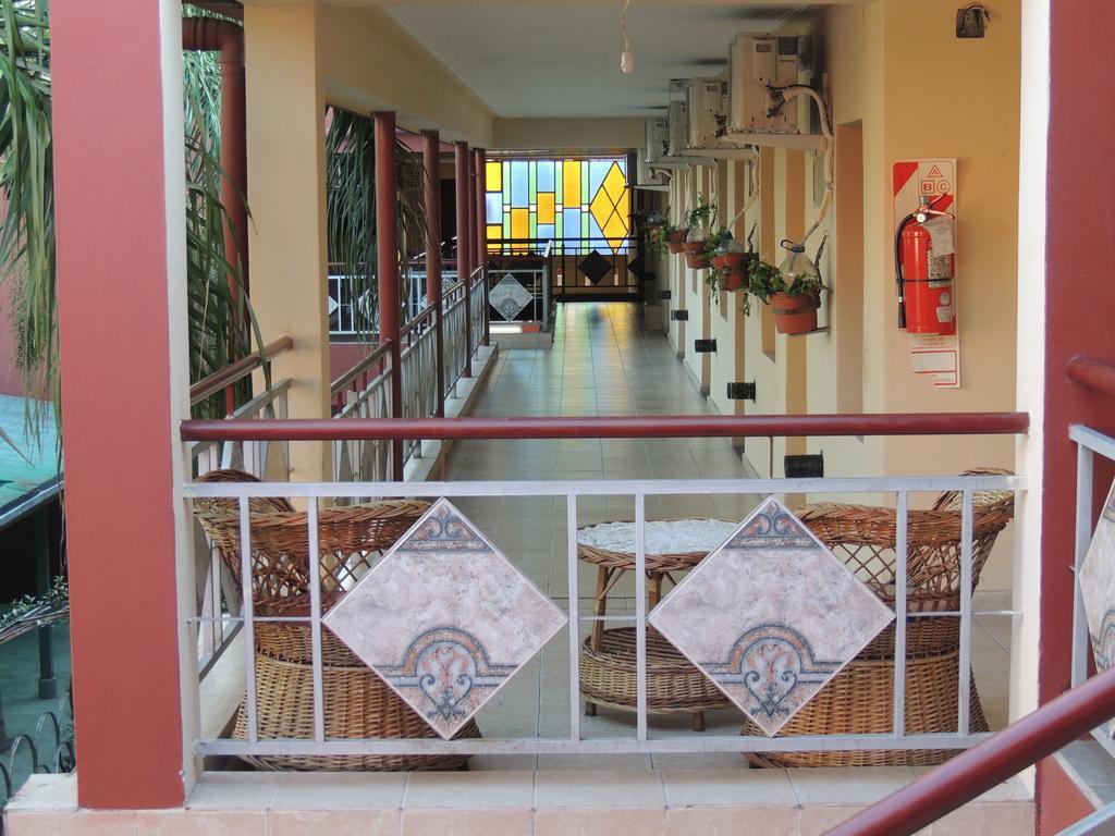 La Pergola Hotel Tucuman Сан-Мигель-де-Тукуман Экстерьер фото