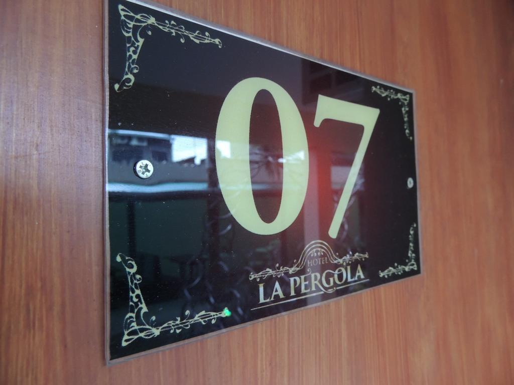 La Pergola Hotel Tucuman Сан-Мигель-де-Тукуман Экстерьер фото
