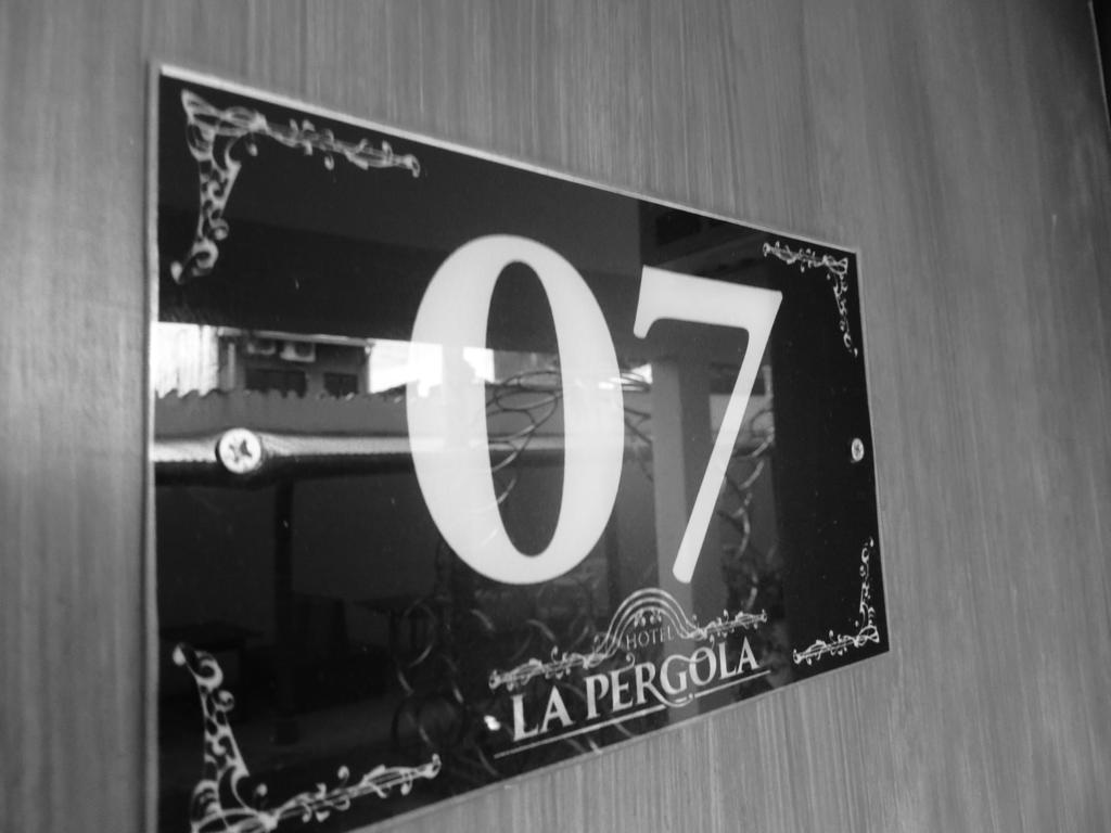 La Pergola Hotel Tucuman Сан-Мигель-де-Тукуман Экстерьер фото